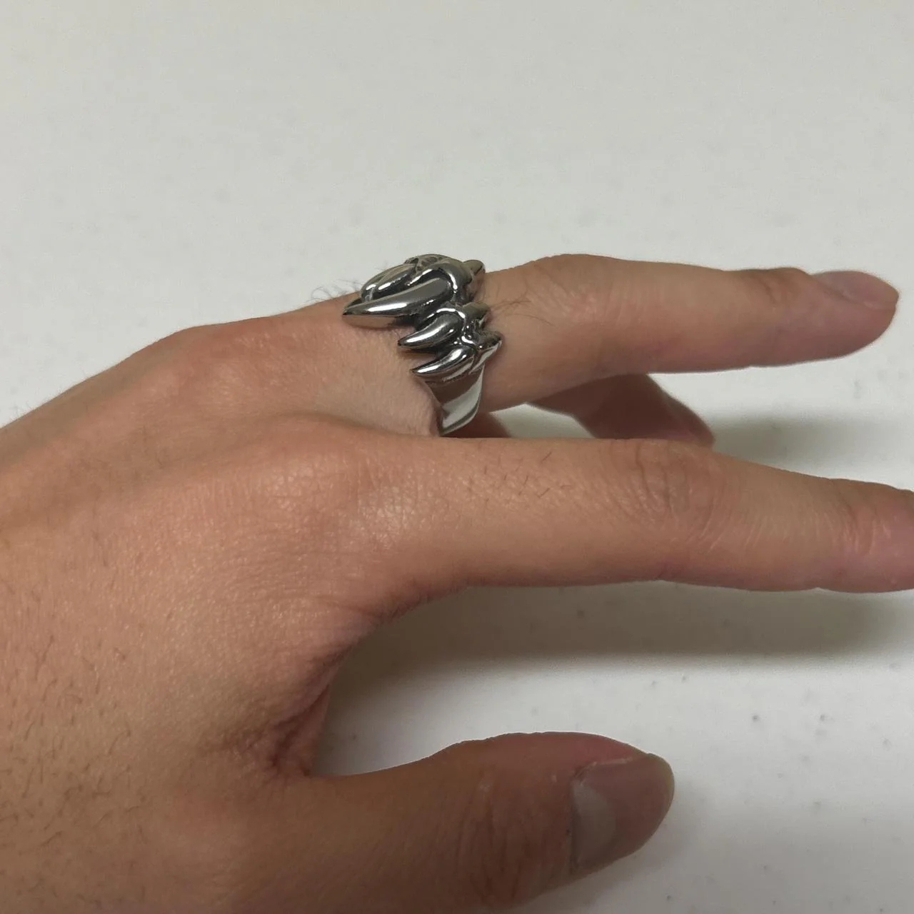 0585 - Steel Fang Ring - Image 6