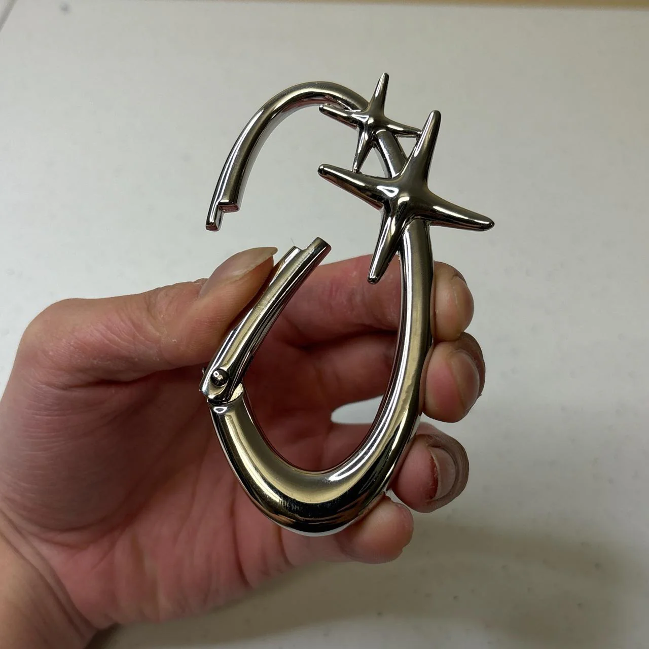 0592 - Double Star Steel Carabiner - Image 3