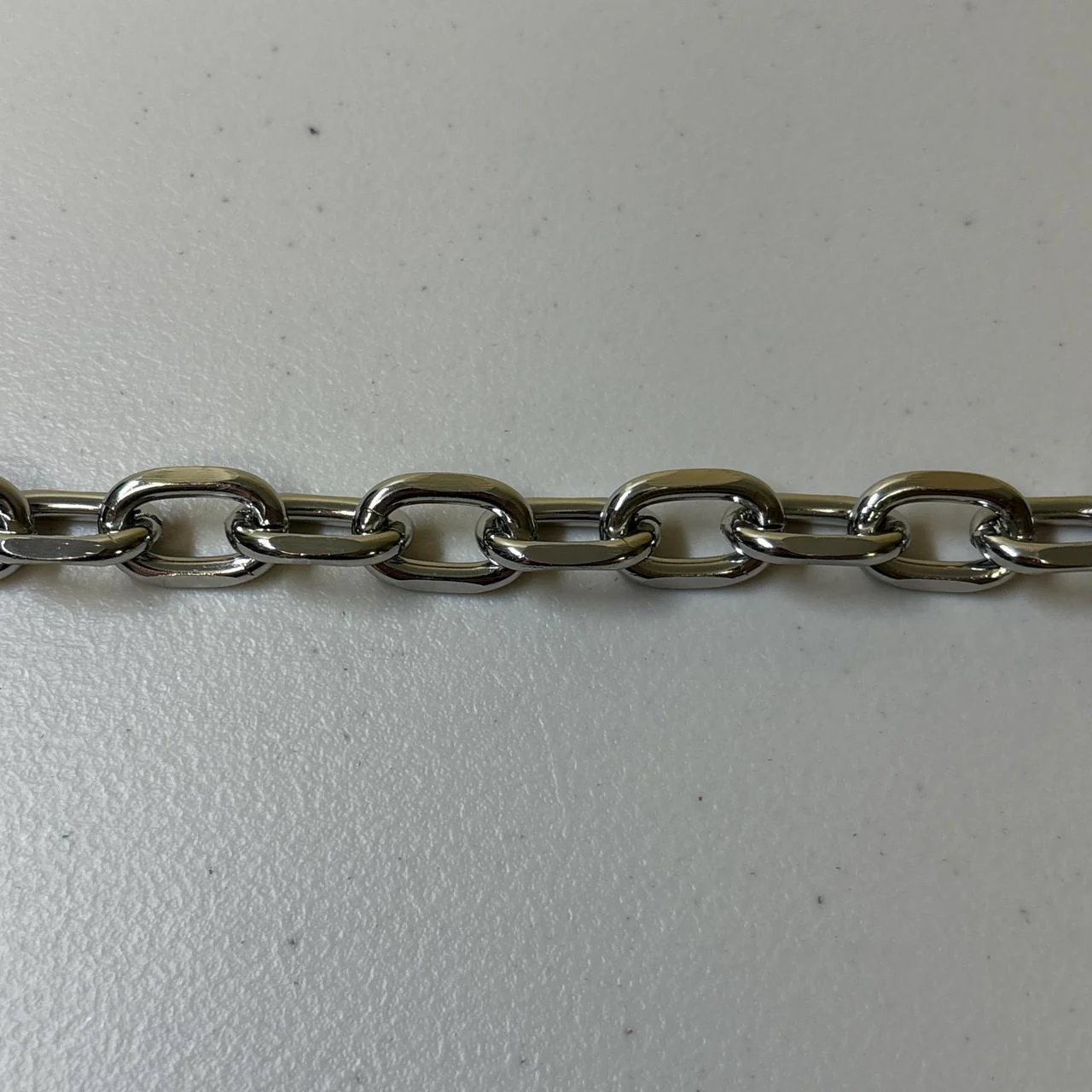 0610 - Cable Link Wallet Chain - Image 4