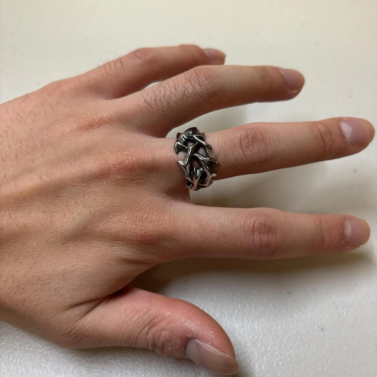 0628 - Rose Thorn Barbed Ring - Image 2