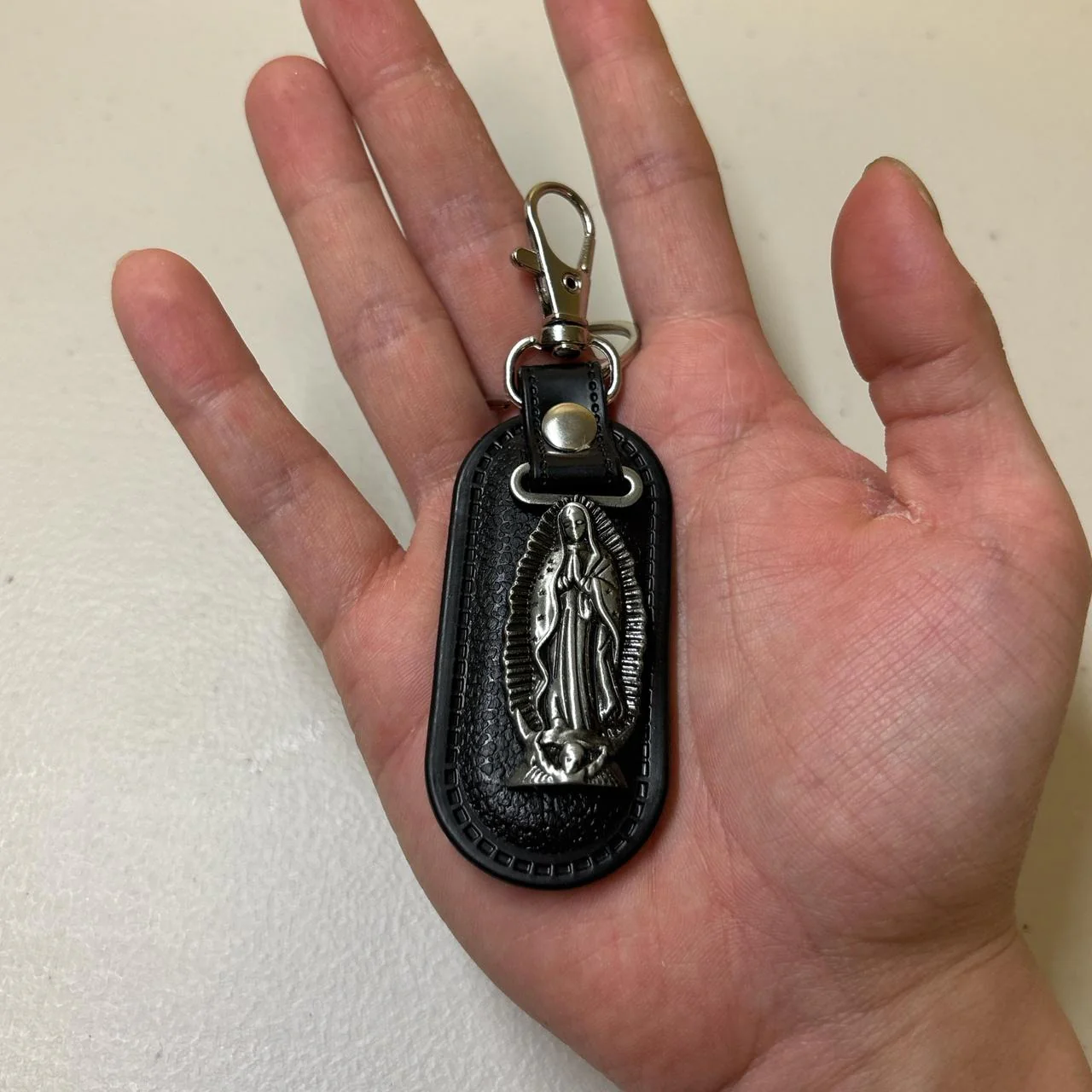 0630 - Virgin Mary Leather Keychain - Image 5