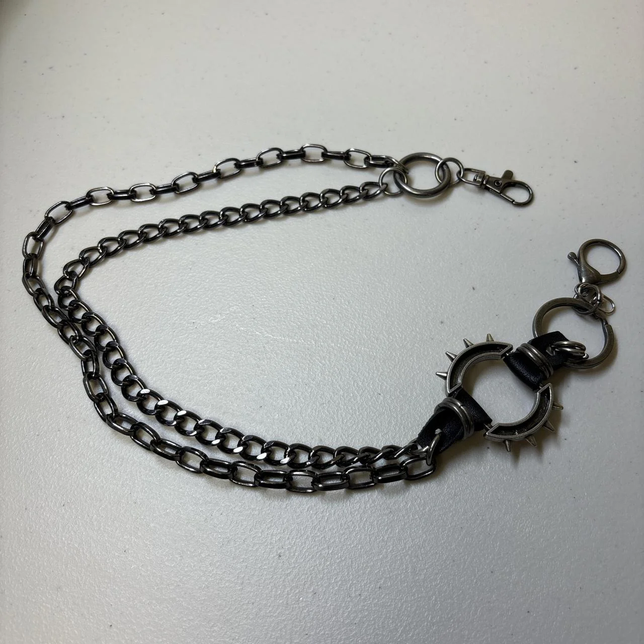 0657 - Spike Layered Dark Wallet Chain - Image 3