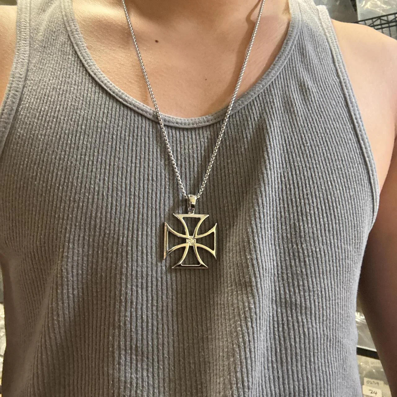 0693 - Silver Square Cross Necklace - Image 6
