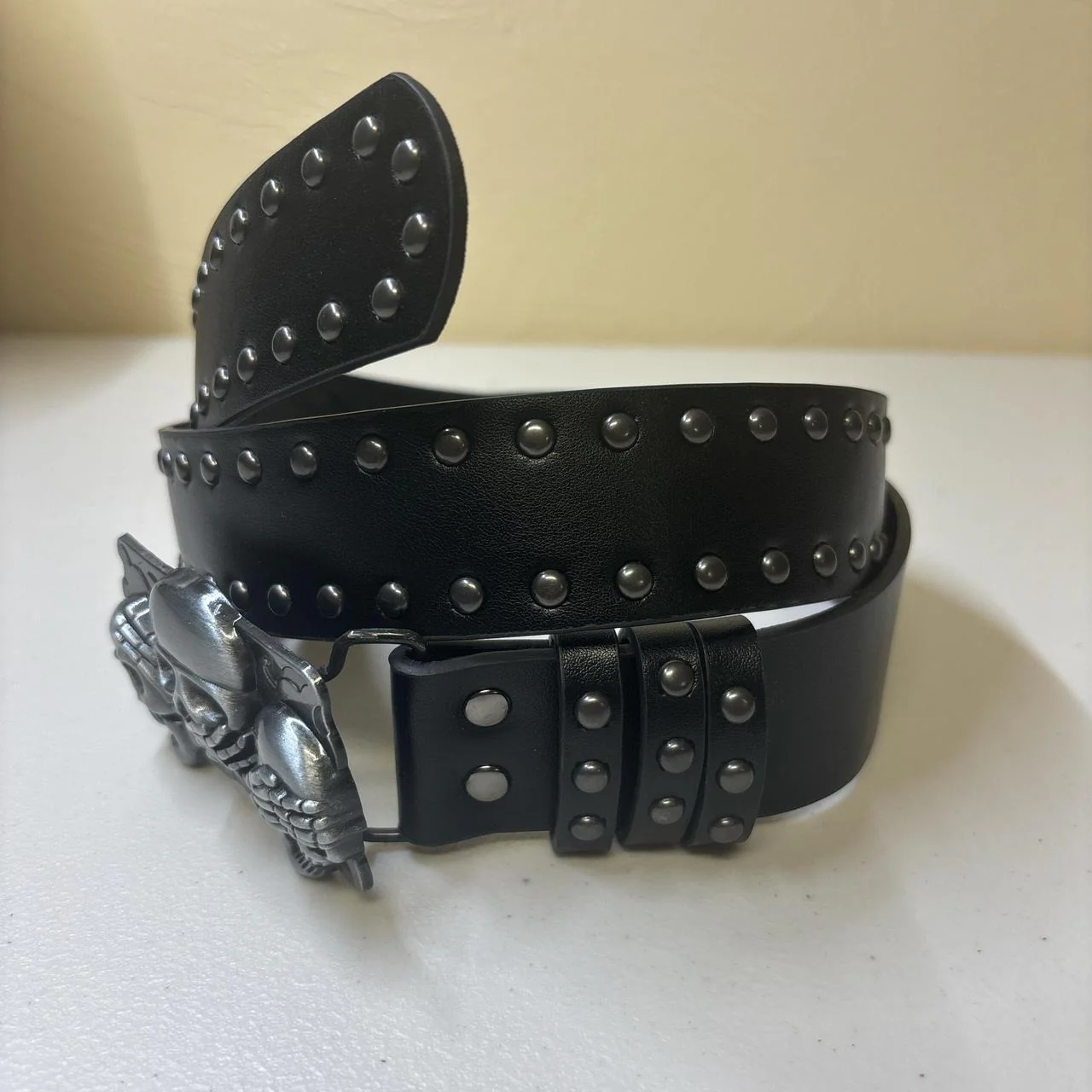 0699 - Catacombs Skull Buckle Studded Belt - Image 2